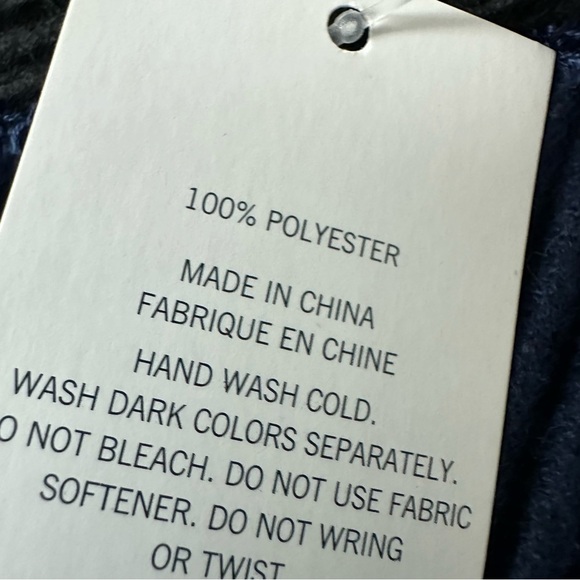 Lands End Navy and Black Ribbed Reversible Scarf - Picture 8 of 8